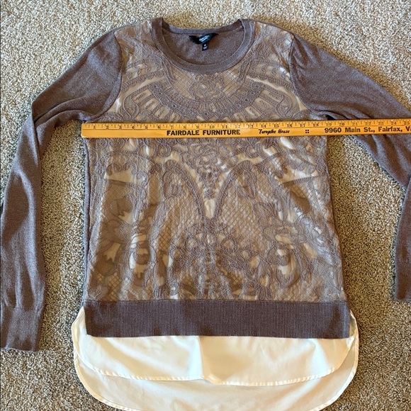 Simply Vera Vera Wang Taupe Knit Sweater with White Blouse - Picture 9 of 12